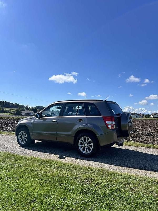Gebraucht Suzuki Grand Vitara 129 PS (94 kW) 2013 SUV