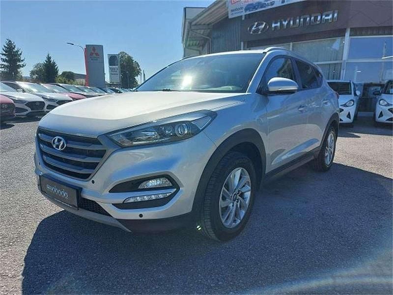 Grau Gebraucht 2018 Hyundai Tucson Edition SUV | € 18.390 (Guter Preis) - Bild 1/4