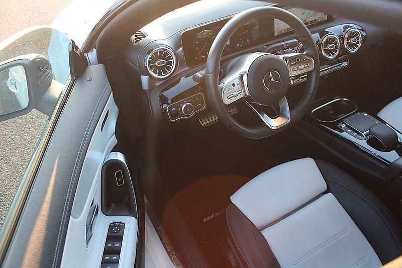 Gebraucht Mercedes CLA220 Shooting Brake AMG 190 PS (139 kW) 2020 Weiß Kombi