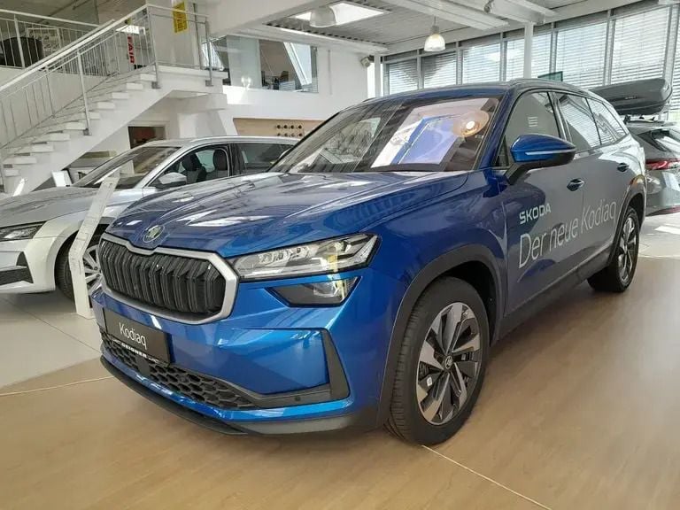 Gebraucht Skoda Kodiaq Selection 193 PS (141 kW) 2024 Mittelblau  metallic SUV