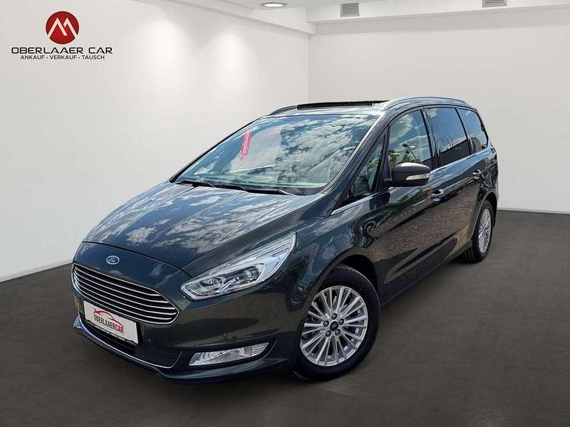 Grün Gebraucht 2016 Ford Galaxy Titanium Van / Kleinbus | € 18.890 (Fairer Preis) - Bild 1/4