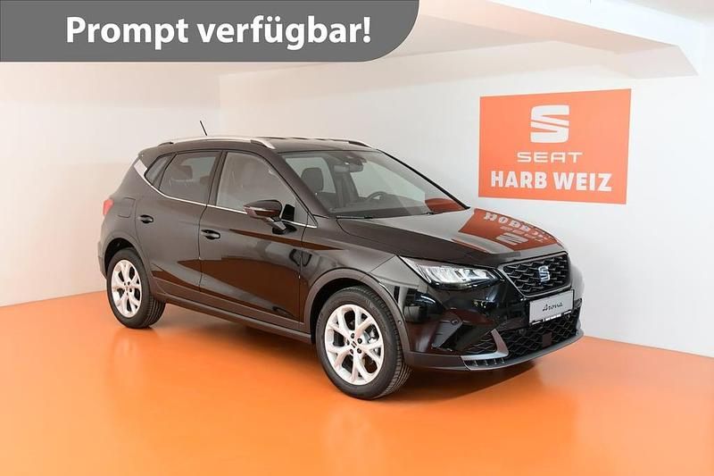 Schwarz metallic Neu 2025 Seat Arona FR SUV | € 22.740 (Etwas zu teuer) - Bild 1/4