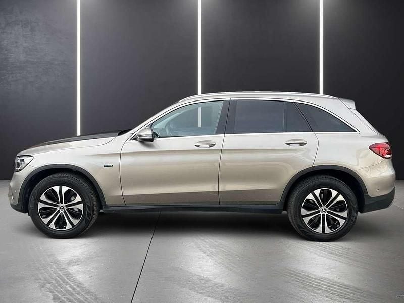 Gebraucht Mercedes GLC300e 211 PS (155 kW) 2020 Silber SUV