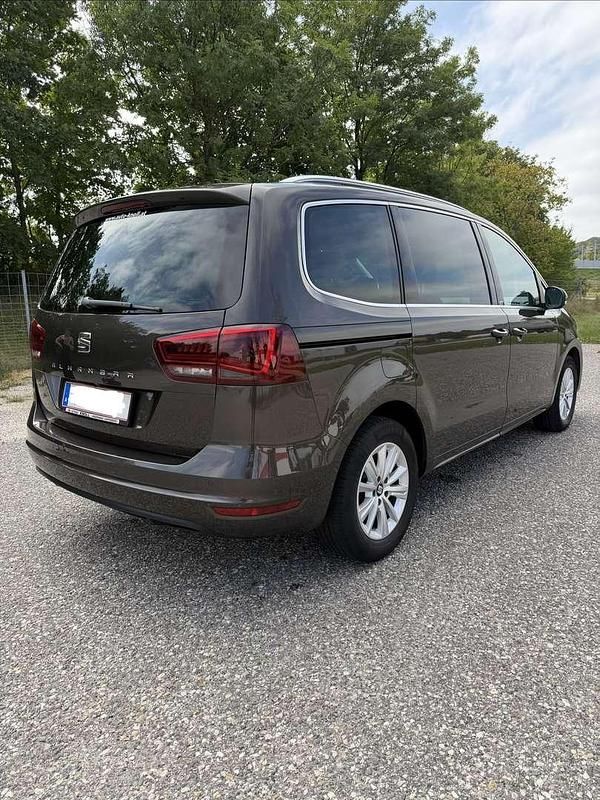 Gebraucht Seat Alhambra 116 PS (85 kW) 2017 Braun Van / Kleinbus