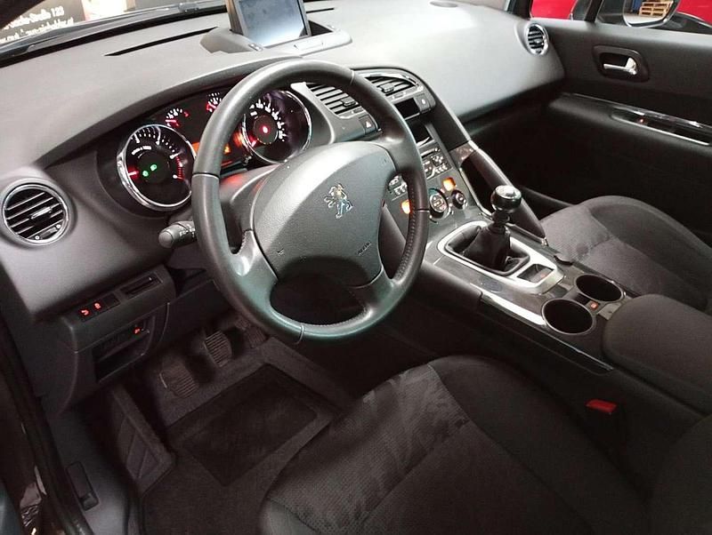 Gebraucht Peugeot 3008 114 PS (83 kW) 2013 Braun Limousine
