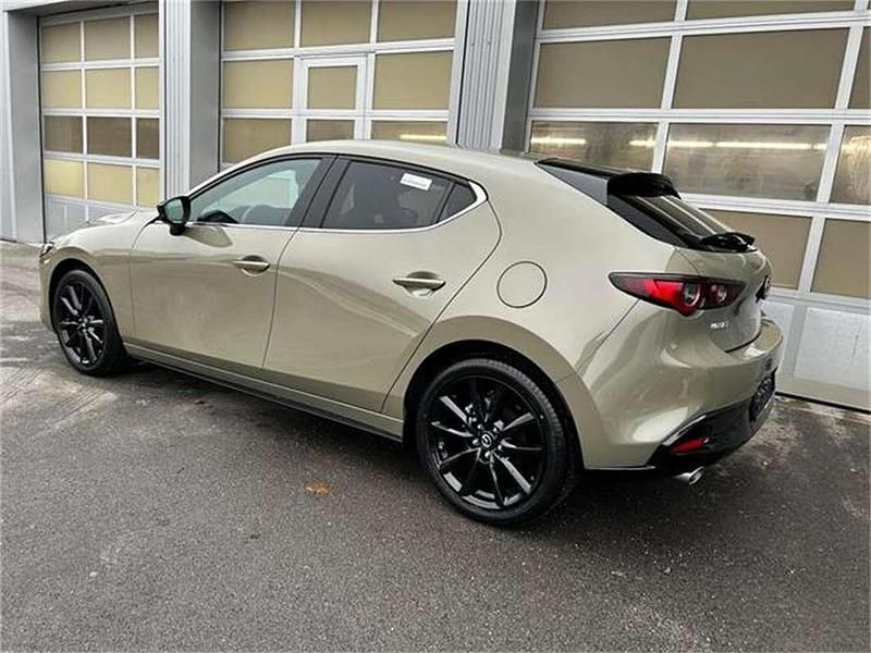Neu Mazda 3 Nagisa 140 PS (102 kW) 2025 Kleinwagen