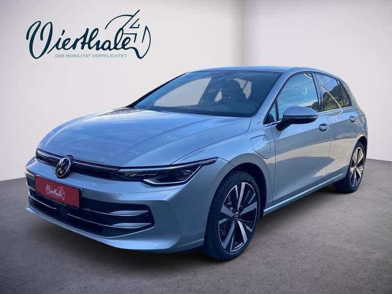 Gebraucht VW Golf VIII Style 204 PS (150 kW) 2012 Weiss  normal Limousine