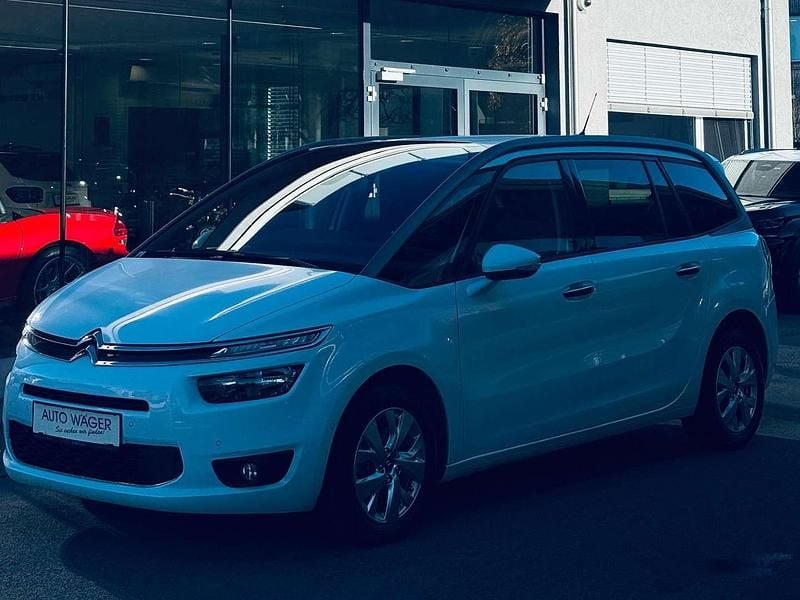 Weiß Gebraucht 2015 Citroën C4 SpaceTourer SELECTION Van / Kleinbus | € 12.900 - Bild 1/4