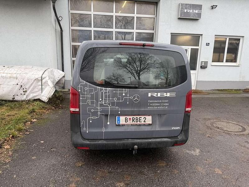 Gebraucht Mercedes Vito 163 PS (119 kW) 2021 Grau Van