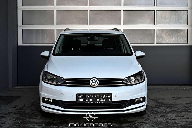 Gebraucht VW Touran Comfortline 116 PS (85 kW) 2019 Weiß Van / Kleinbus