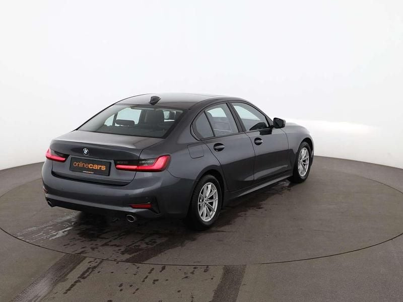 Gebraucht BMW 318 Advantage 136 PS (100 kW) 2021 Grau Limousine