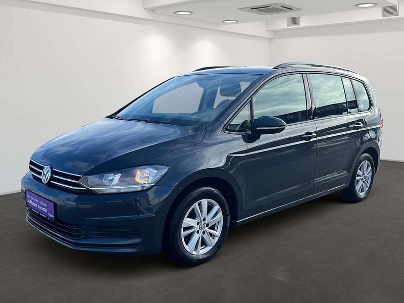 Grau Gebraucht 2022 VW Touran Van / Kleinbus | € 16.490 (Superpreis) - Bild 1/4