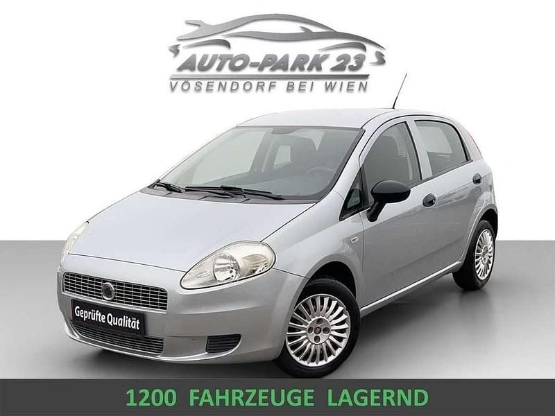 Grau Gebraucht 2010 Fiat Grande Punto S Kleinwagen | € 3.500 (Guter Preis) - Bild 1/4