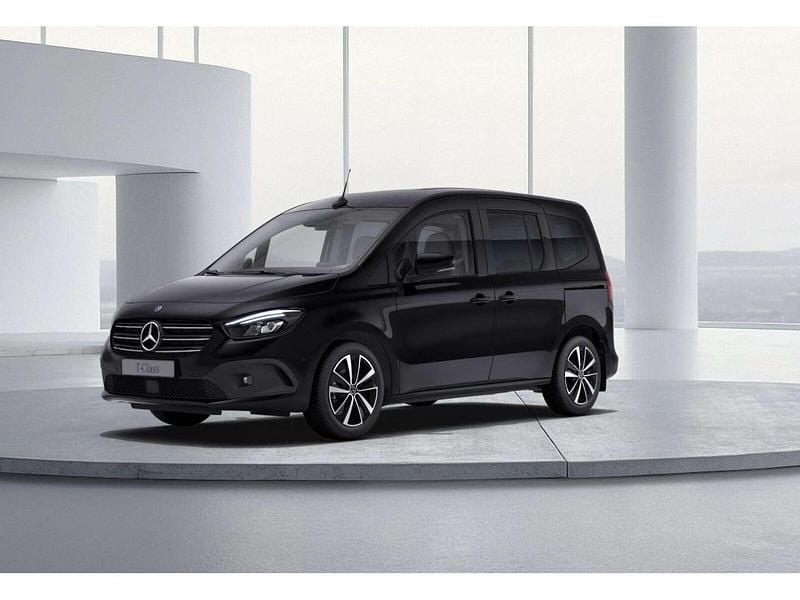 Gebraucht Mercedes T180 116 PS (85 kW) 2024 Schwarz Van / Kleinbus