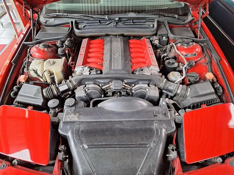 Gebraucht BMW 850 299 PS (219 kW) 1990 Rot Coupé