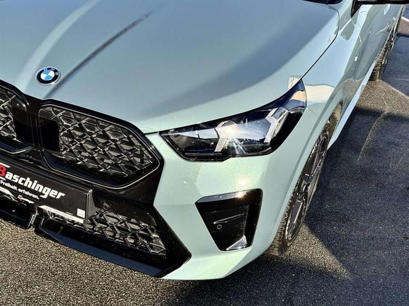Gebraucht BMW X2 Luxury Line 155 PS (114 kW) 2025 Grün SUV