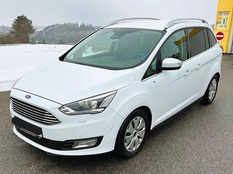 Weiß Gebraucht 2018 Ford Grand C-Max Trend Van / Kleinbus | € 15.990 (Fairer Preis) - Bild 1/4