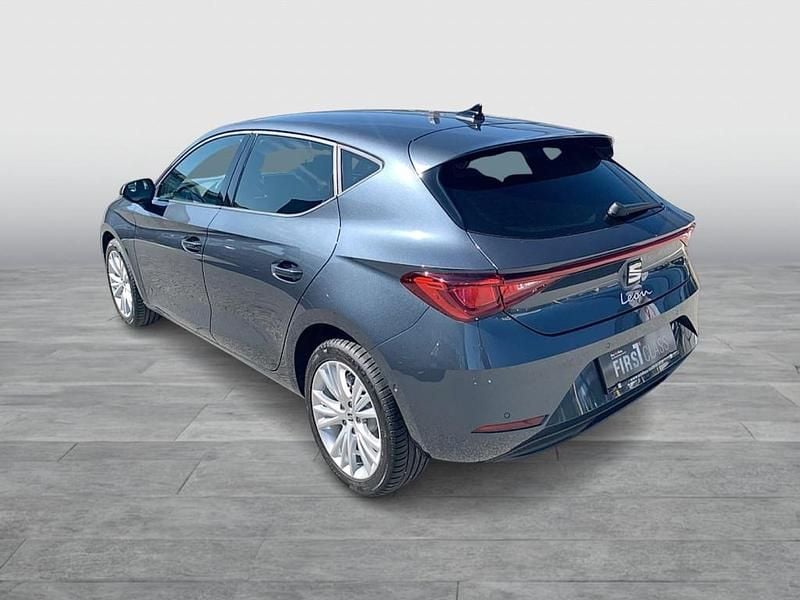 Neu Seat Leon Style 116 PS (85 kW) 2026 Dunkelgrau  metallicperleffekt Limousine