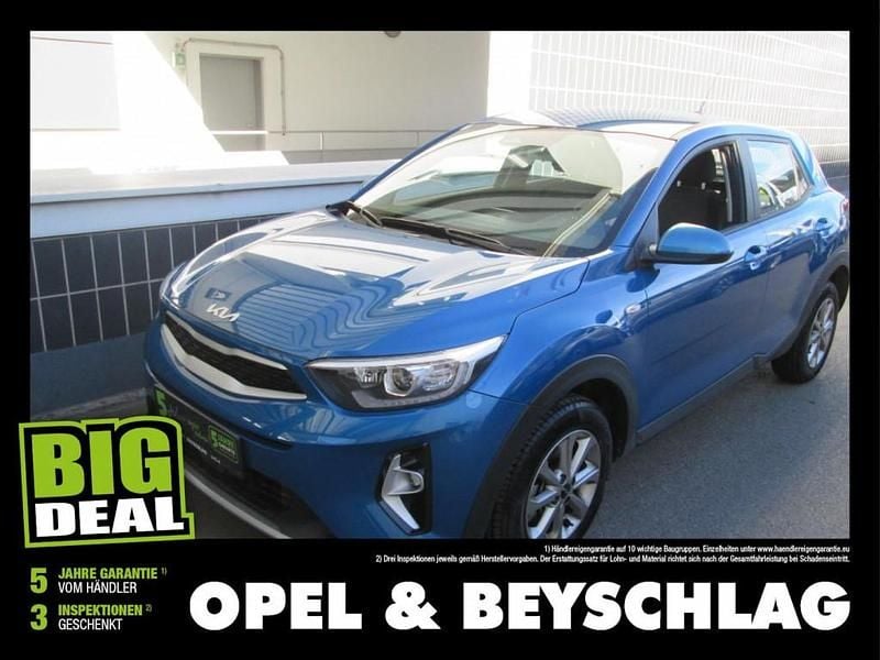 Bathysblau met. Gebraucht 2024 Kia Stonic SUV | € 17.480 (Fairer Preis) - Bild 1/4