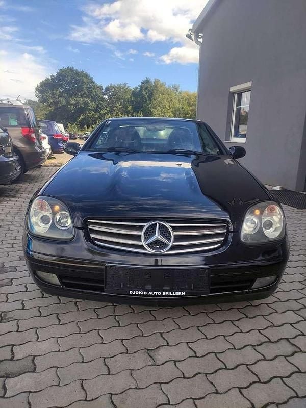 Schwarz Gebraucht 1998 Mercedes SLK230 Cabrio | € 7.990 - Bild 1/4