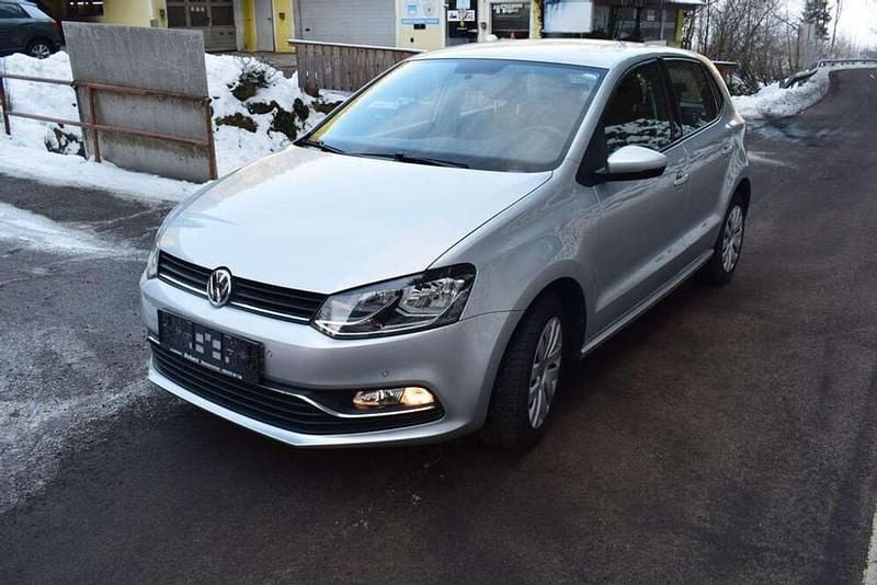 Silber Gebraucht 2016 VW Polo Comfortline Limousine | € 9.800 (Guter Preis) - Bild 1/4