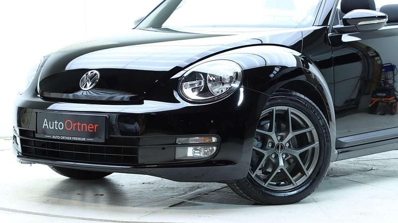Gebraucht VW Beetle Cabriolet 105 PS (77 kW) 2016 Schwarz Cabrio