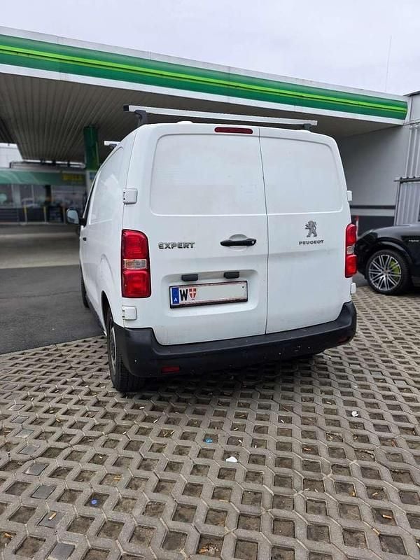 Gebraucht Peugeot Expert 95 PS (69 kW) 2017 Van