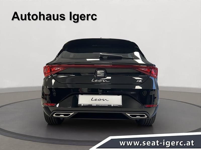 Neu Seat Leon FR 115 PS (84 kW) 2026 Schwarz  metallic