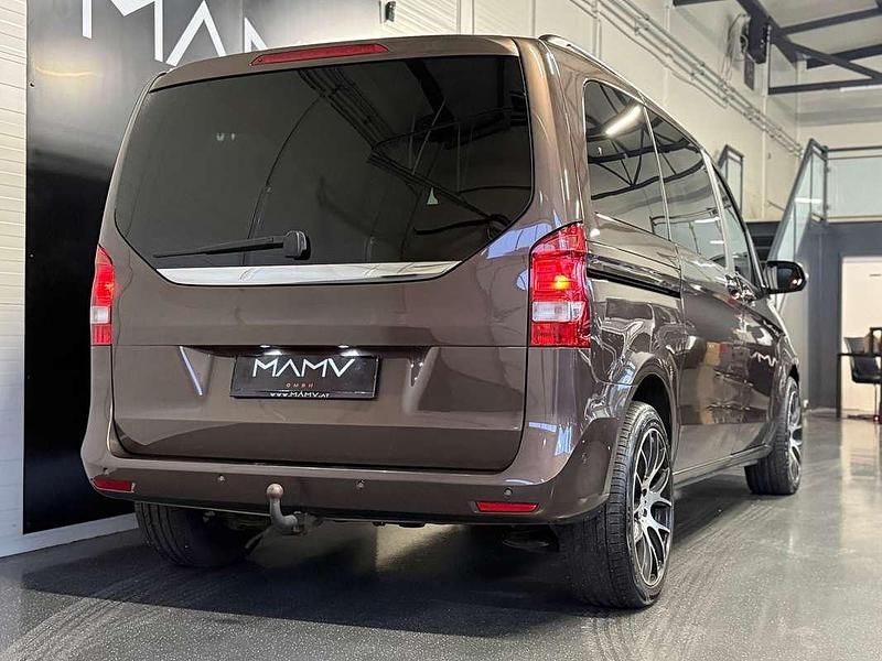 Gebraucht Mercedes V250 Edition 190 PS (139 kW) 2015 Braun Van / Kleinbus