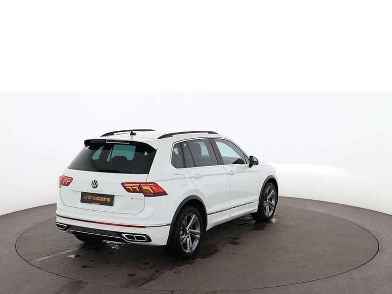Gebraucht VW Tiguan R-line 150 PS (110 kW) 2021 Weiß SUV