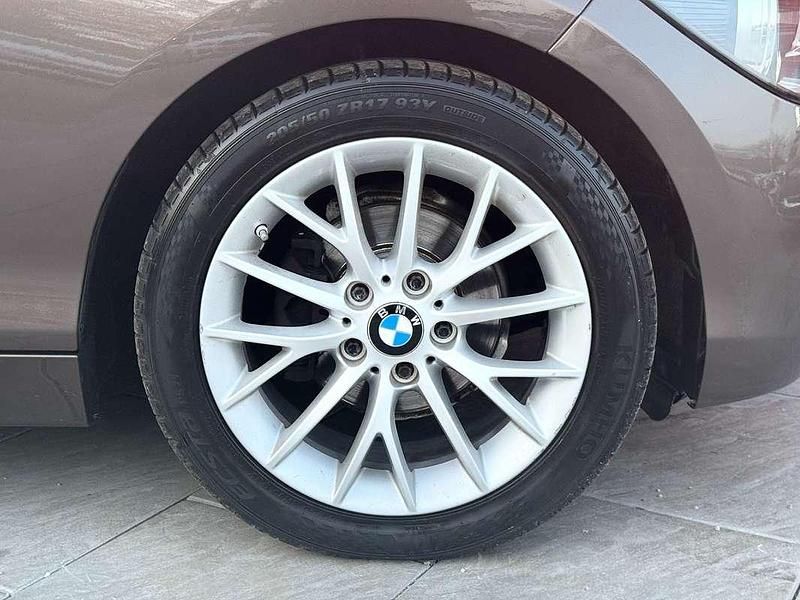Gebraucht BMW 118 Sport Line 143 PS (105 kW) 2014 Braun Kleinwagen