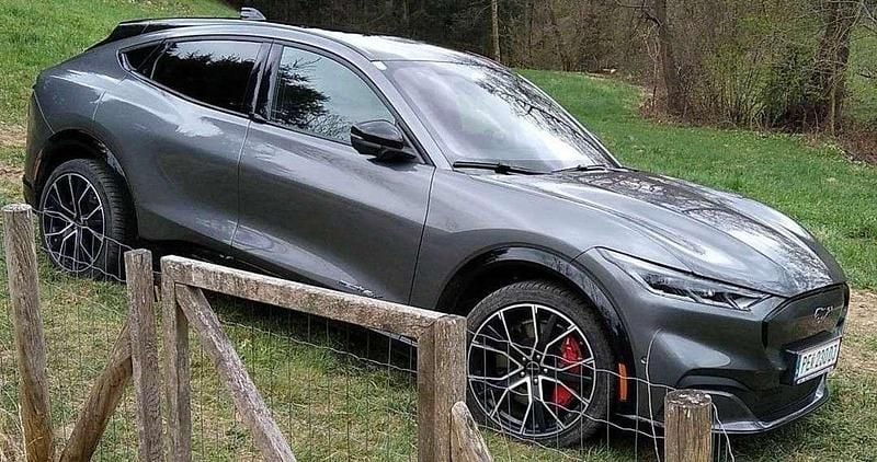 Gebraucht Ford Mustang Mach-E Extended Range 258 kW (351 PS) 2021 Grau SUV