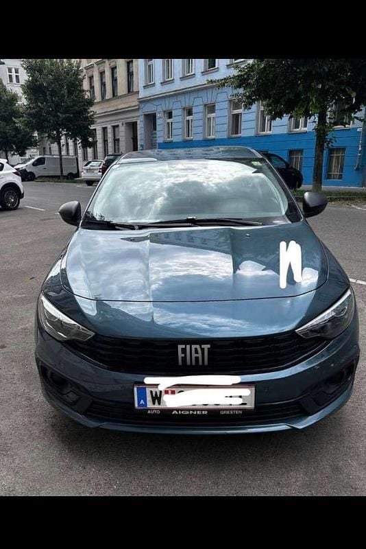 Grün Gebraucht 2021 Fiat Tipo Limousine | € 12.500 (Superpreis) - Bild 1/4