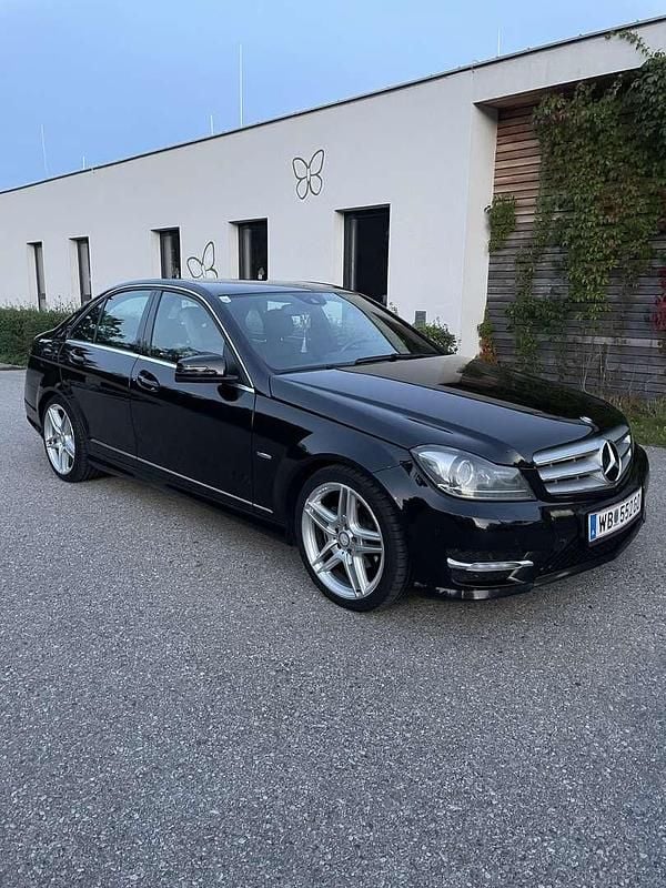 Gebraucht Mercedes C220 Avantgarde 170 PS (125 kW) 2012 Limousine