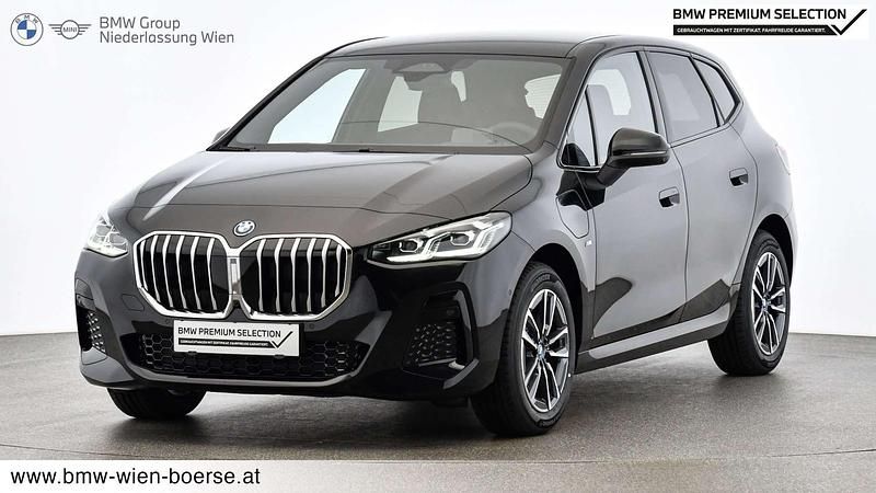 Schwarz Gebraucht 2024 BMW 225 Active Tourer Efficient Dynamics Van / Kleinbus | € 37.692 (Fairer Preis) - Bild 1/4