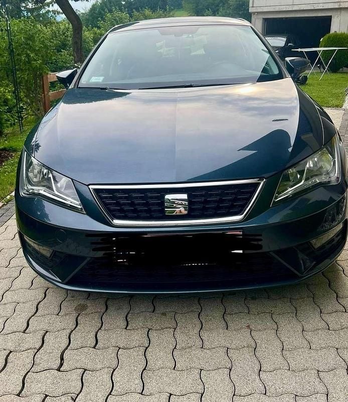 Blau Gebraucht 2019 Seat Leon Reference Limousine | € 10.900 (Guter Preis) - Bild 1/4
