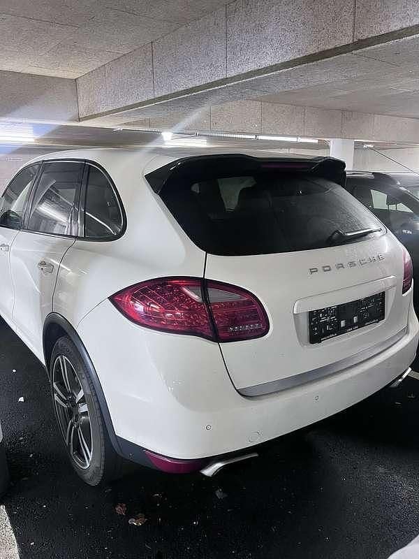 Gebraucht Porsche Cayenne 333 PS (244 kW) 2011 SUV