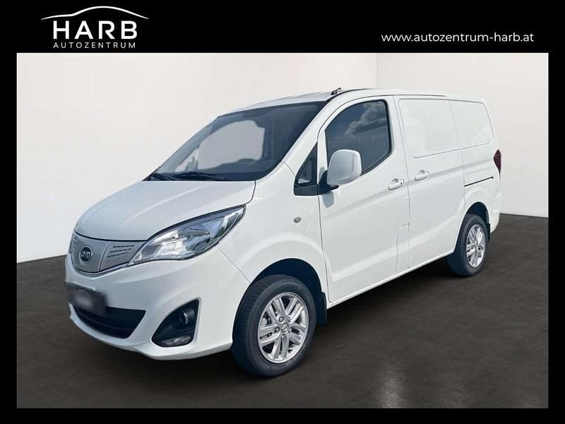 Weiß Gebraucht 2024 BYD ETP3 Van | € 28.080 - Bild 1/3