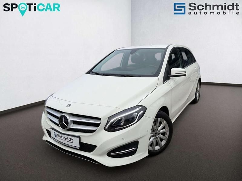 Gebraucht Mercedes B220 184 PS (135 kW) 2017 Weiß Van / Kleinbus