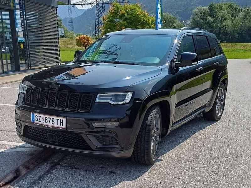 Gebraucht Jeep Grand Cherokee Summit 250 PS (183 kW) 2017 Schwarz SUV