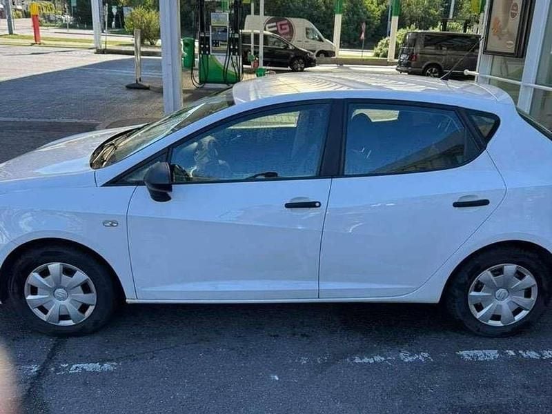 Gebraucht Seat Ibiza SOL 75 PS (55 kW) 2017 Weiß Limousine