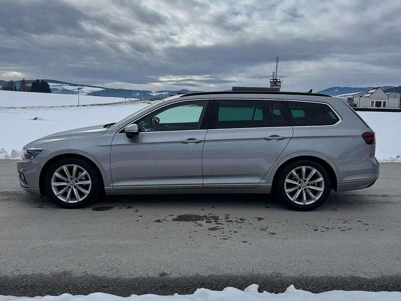 Gebraucht VW Passat Business 120 PS (88 kW) 2020 Silber Kombi