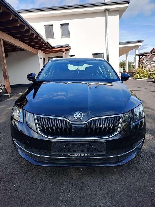 Gebraucht Skoda Octavia Ambition 116 PS (85 kW) 2017 Schwarz Limousine