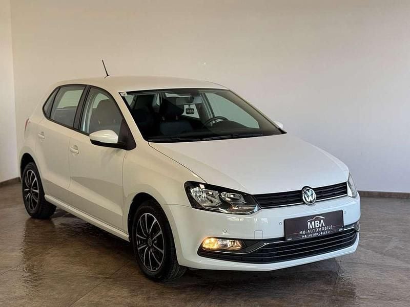 Gebraucht VW Polo Comfortline 90 PS (66 kW) 2015 Weiß Limousine