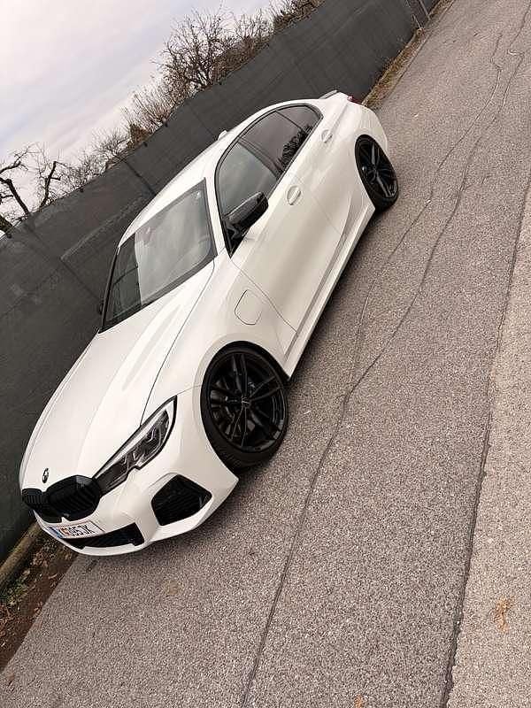 Gebraucht BMW 330 M Sport 184 PS (135 kW) 2020 Limousine