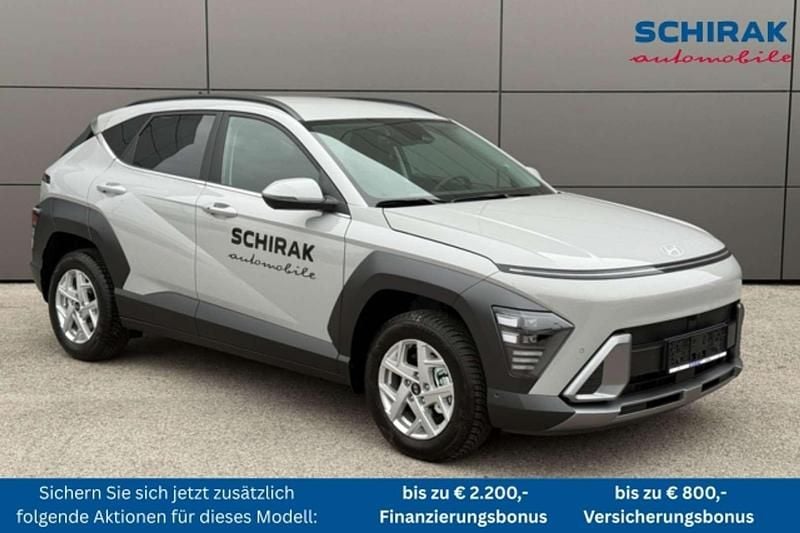 Grau Neu 2025 Hyundai Kona GO! SUV | € 32.770 (Fairer Preis) - Bild 1/4