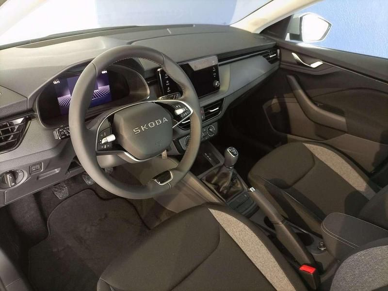 Gebraucht Skoda Scala Essence 95 PS (69 kW) 2025 Mittelgrau  normal Kleinwagen