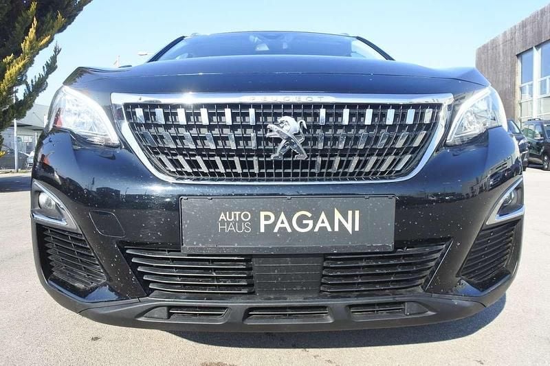 Gebraucht Peugeot 3008 Active 131 PS (96 kW) 2018 Schwarz SUV