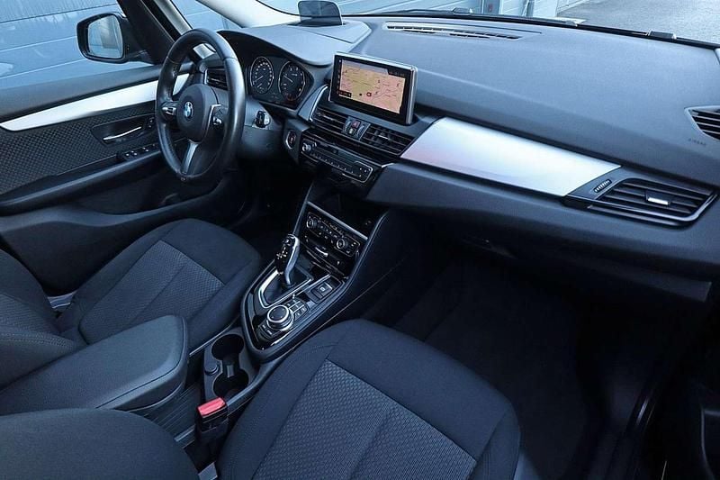 Gebraucht BMW 218 Advantage 150 PS (110 kW) 2019 Schwarz Kombi