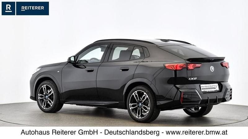 Gebraucht BMW iX2 Luxury Line 150 kW (204 PS) 2025 Schwarz SUV